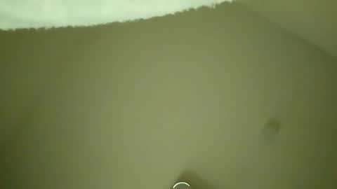 Snapshot of mitchi198989 chatting on February 28, 4:19 pm mitchi198989 online show from February 28, 4:19 pm