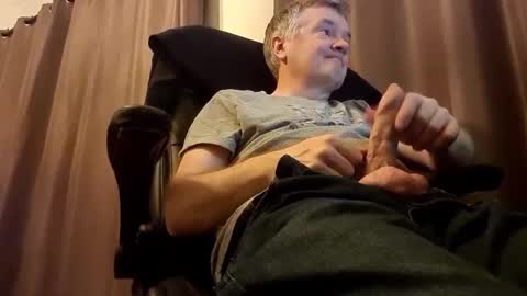 Snapshot of mitchoxxford chatting on March 2, 10:33 am mitchoxxford online show from March 2, 10:33 am