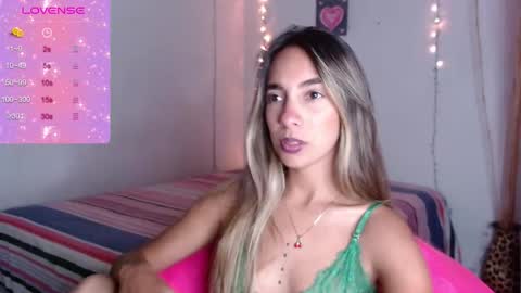 mitchwilson1 online show from November 19, 9:37 pm