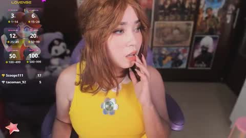 Snapshot of mitsu_dva chatting on September 25, 6:17 am Emili online show from September 25, 6:17 am