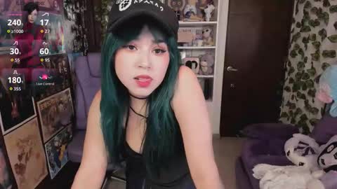 Emili online show from March 13, 2:07 am