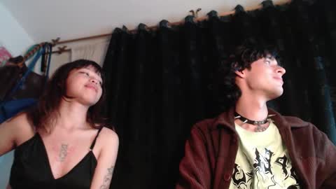 Naomi and Nekorii online show from February 12, 5:24 am