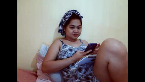 Snapshot of mizindependent chatting on March 11, 5:49 am Cutiepie online show from March 11, 5:49 am