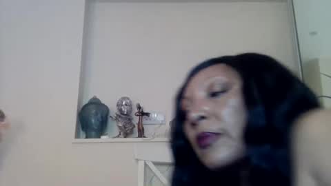 Snapshot of mizldn chatting on May 14, 9:21 pm Ling Ling online show from May 14, 9:21 pm