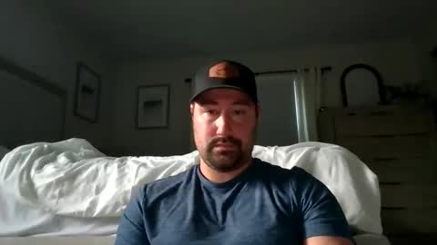 Snapshot of mj11211121 chatting on October 31, 5:14 pm mj11211121 online show from October 31, 5:14 pm