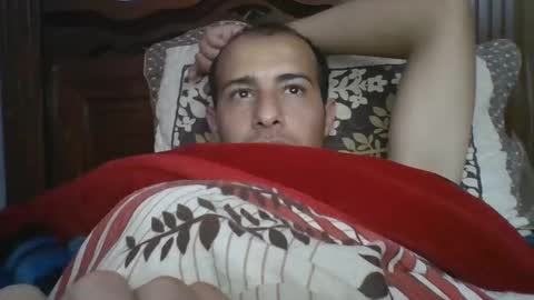 Snapshot of mj9800 chatting on January 6, 5:22 am mahmoud online show from January 6, 5:22 am
