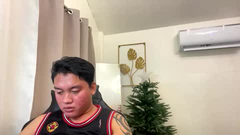 Michole Jay online show from November 16, 5:51 pm