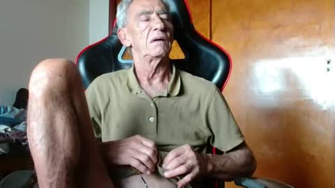 Snapshot of mjmadurengue chatting on July 12, 6:10 pm Mario jose online show from July 12, 6:10 pm