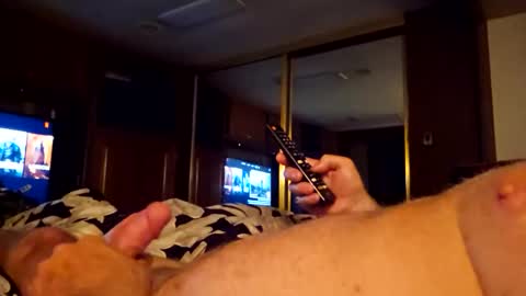 mjolnirandazzarra online show from April 6, 4:46 am