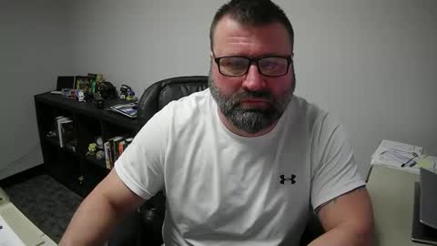 MLangworthy online show from April 22, 3:46 pm