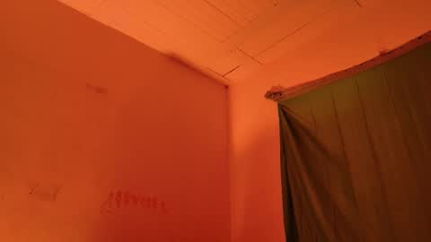 MoonLipson online show from March 29, 4:23 am