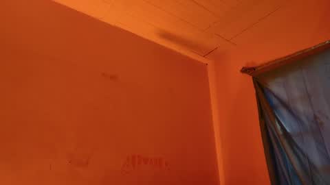 MoonLipson online show from April 5, 9:45 pm