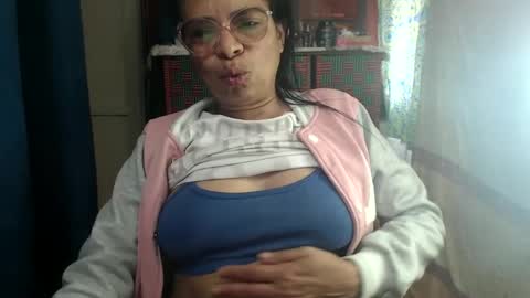 kelly online show from September 24, 2:09 pm