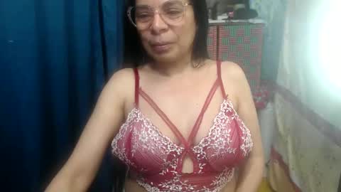 kelly online show from October 7, 4:31 am