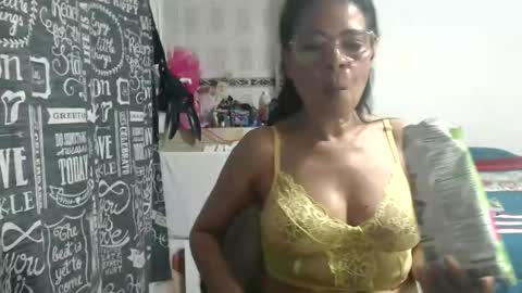 kelly online show from January 15, 11:41 pm