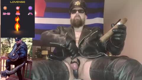 Snapshot of mmazsnake chatting on January 18, 12:13 am SMOKINsnakeEYEZ online show from January 18, 12:13 am