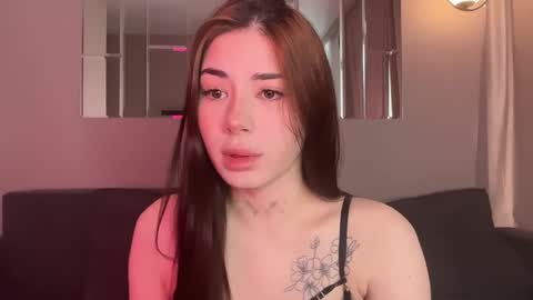 Snapshot of mmkakpoxyi22 chatting on February 14, 9:06 am alice and ray online show from February 14, 9:06 am