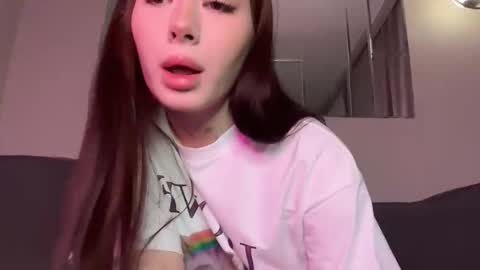 Snapshot of mmkakpoxyi22 chatting on February 19, 4:36 pm alice and ray online show from February 19, 4:36 pm