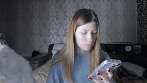 Snapshot of mmm_banana chatting on September 24, 9:56 am Lili online show from September 24, 9:56 am