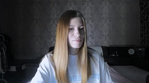 Snapshot of mmm_banana chatting on October 10, 10:36 am Lili online show from October 10, 10:36 am