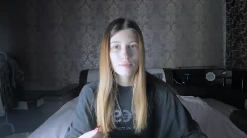 Snapshot of mmm_banana chatting on October 18, 11:11 am Lili online show from October 18, 11:11 am