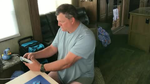 mmmthatsfunnn online show from September 17, 10:00 pm