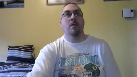 mark online show from April 12, 8:03 pm