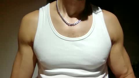 Snapshot of mmuscularman chatting on May 25, 7:03 am mmuscularman online show from May 25, 7:03 am