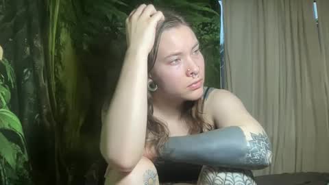 Misty online show from February 4, 1:23 am