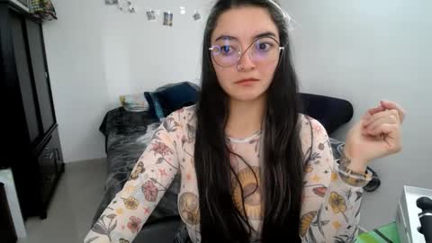 Sam online show from September 20, 2:18 pm