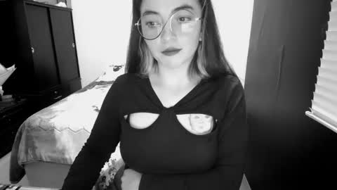 Sam online show from February 18, 2:07 am