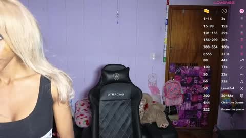 MOCHA   JAMES THE NPC  online show from April 18, 9:48 pm