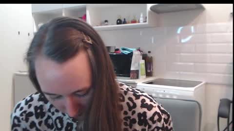 Snapshot of model_10 chatting on October 16, 10:55 pm Tatiana online show from October 16, 10:55 pm