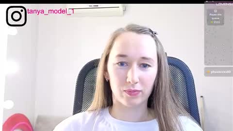 Snapshot of model_10 chatting on November 24, 11:48 pm Tatiana online show from November 24, 11:48 pm