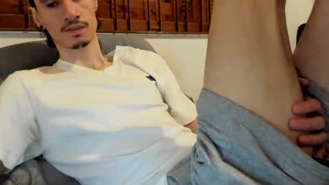 DigBreed online show from December 16, 12:21 pm