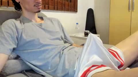 DigBreed online show from March 14, 9:53 pm