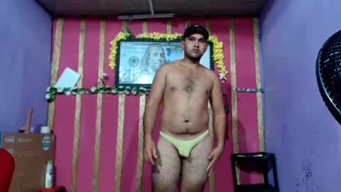 Snapshot of moderno_xxx chatting on January 7, 3:33 pm Andres online show from January 7, 3:33 pm