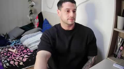 Snapshot of modexusparty chatting on March 18, 10:46 pm modexusparty online show from March 18, 10:46 pm