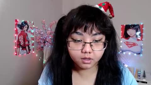 Molly online show from December 22, 4:31 am