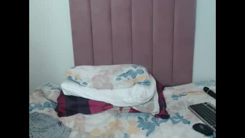 Snapshot of mogheul_slay chatting on February 10, 2:15 am Mogheul Slay online show from February 10, 2:15 am