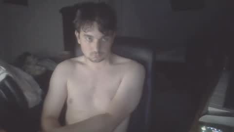 Snapshot of moistbreadstick chatting on July 13, 9:17 pm moistbreadstick online show from July 13, 9:17 pm