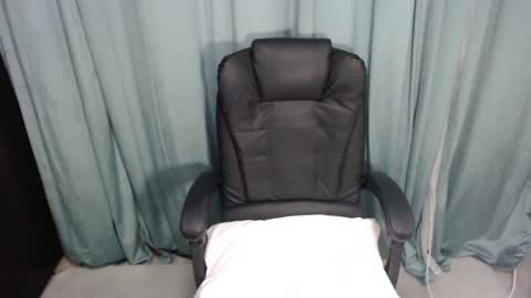 erika online show from February 22, 9:56 am