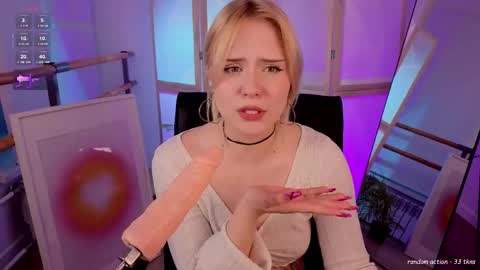 Molly online show from April 29, 5:52 pm