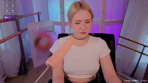 Molly online show from April 30, 2:23 pm