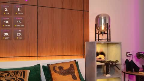 moliqin online show from April 30, 7:25 am