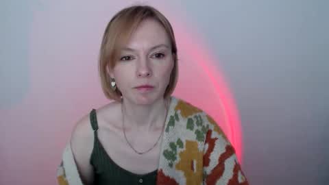 Snapshot of mollilove chatting on May 16, 6:54 am mollilove online show from May 16, 6:54 am