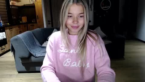 Molly online show from January 16, 2:21 pm