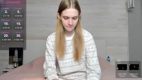 Molly Hunt online show from January 24, 3:22 am