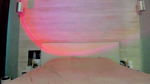 Molly Hunt online show from March 27, 4:29 am