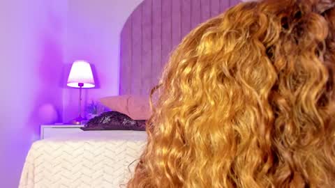 Molly Jackson online show from December 23, 6:05 pm